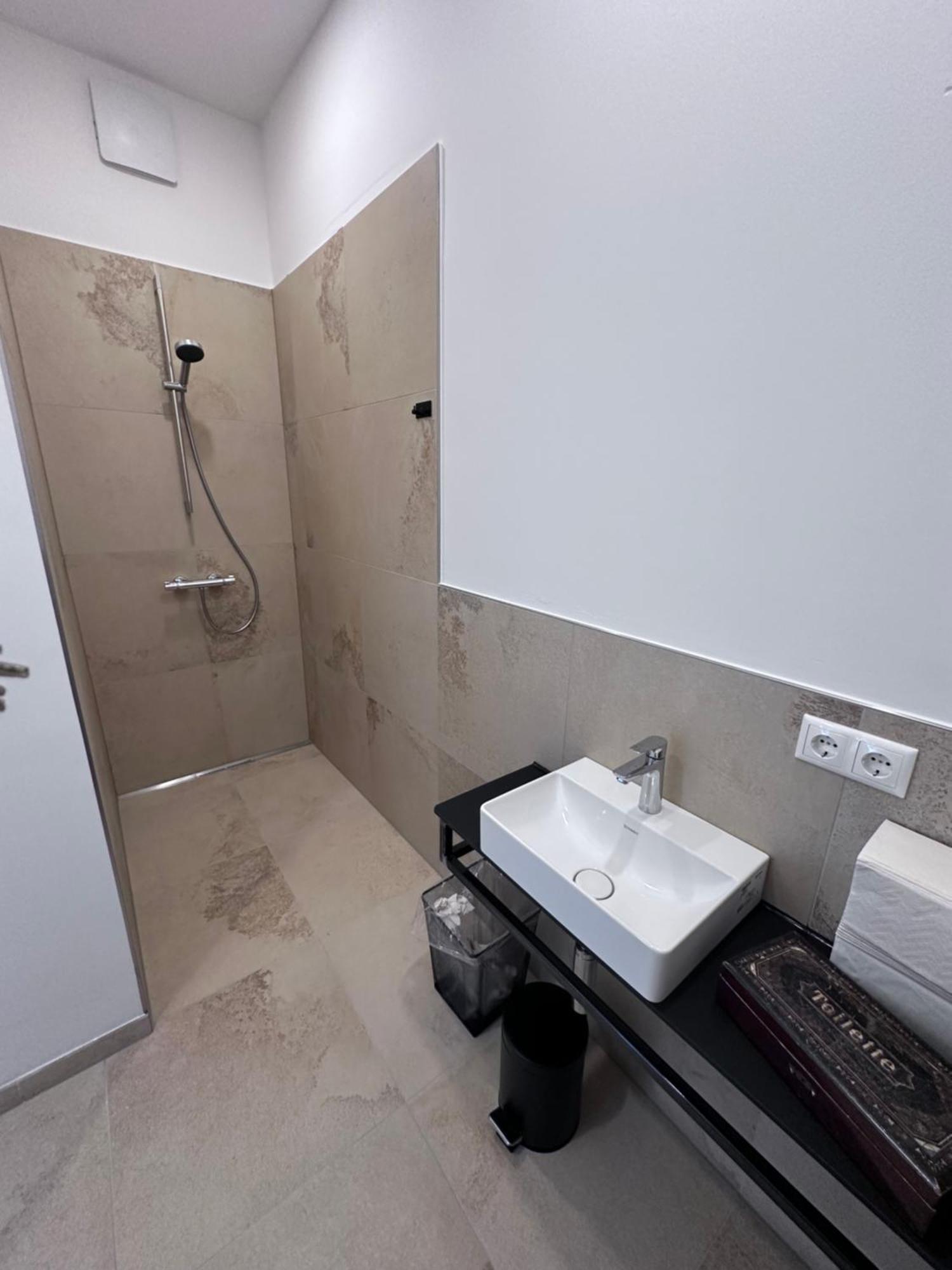 Rilke Apartments Линц Екстериор снимка