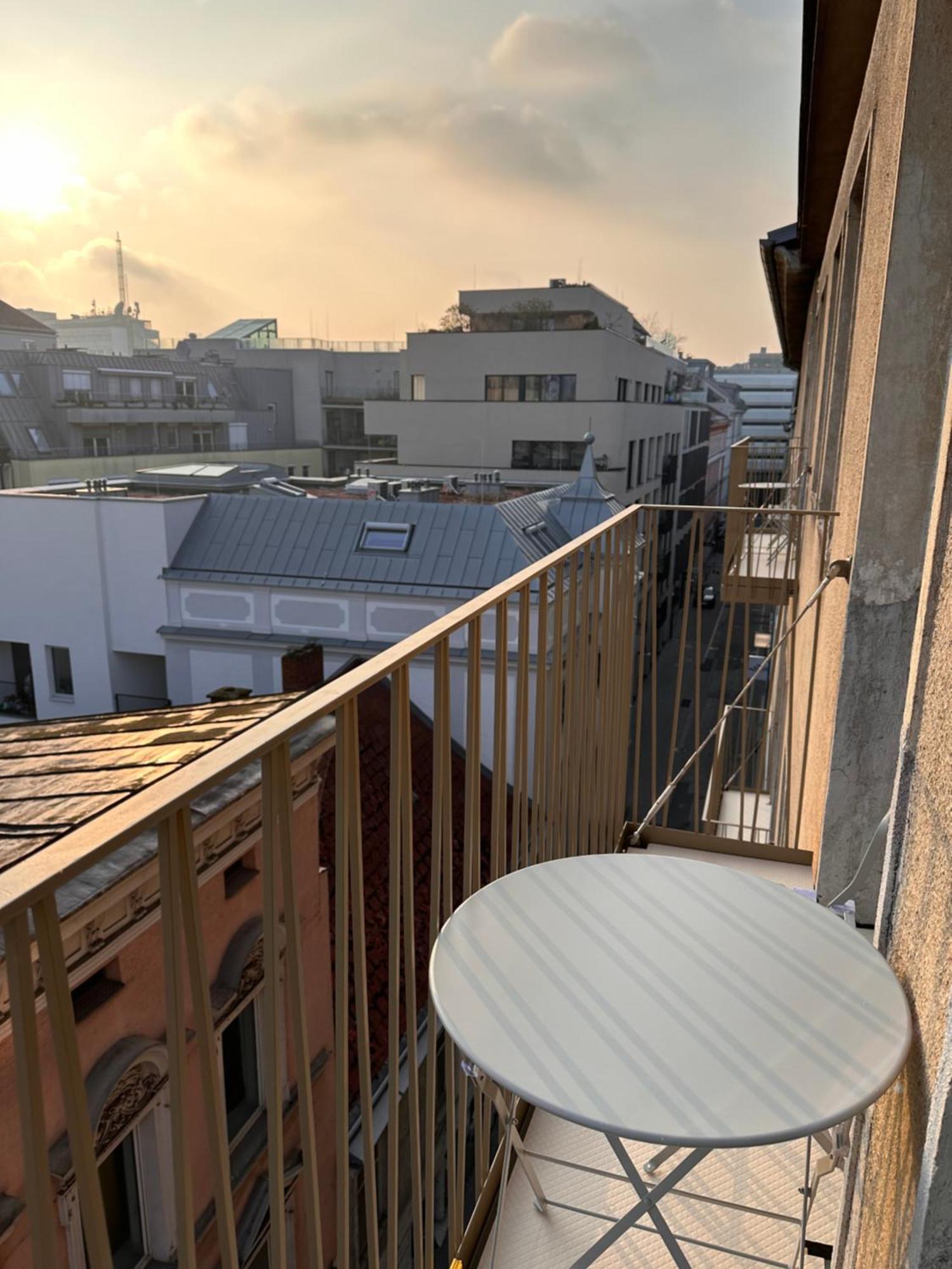 Rilke Apartments Линц Екстериор снимка